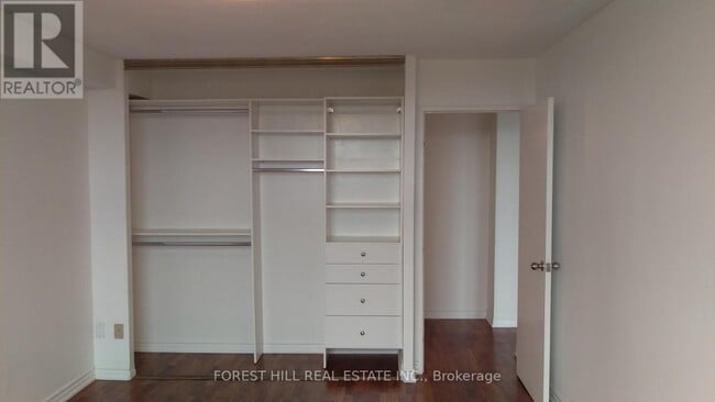 Photo du bâtiment - 101 Prudential Dr