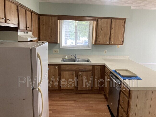 Foto del edificio - 214 Grand Manor Dr