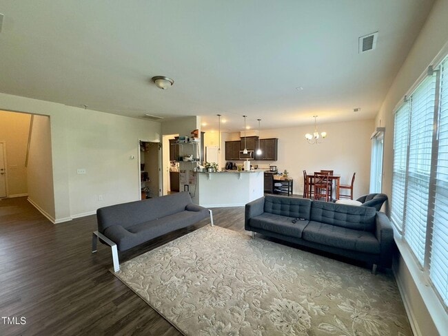 Building Photo - 3233 Retama Run