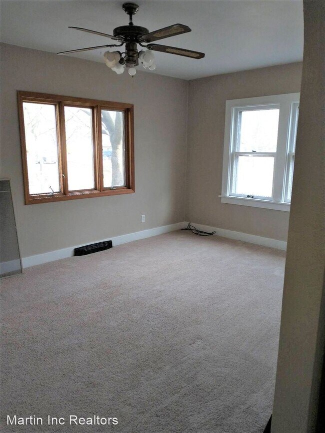 Foto del edificio - 3 br, 1 bath House - 1009 Denver St