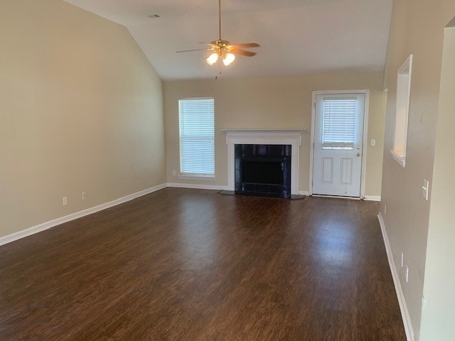 Foto del edificio - 428 Plantation Pl