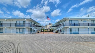 Building Photo - 3501 Boardwalk