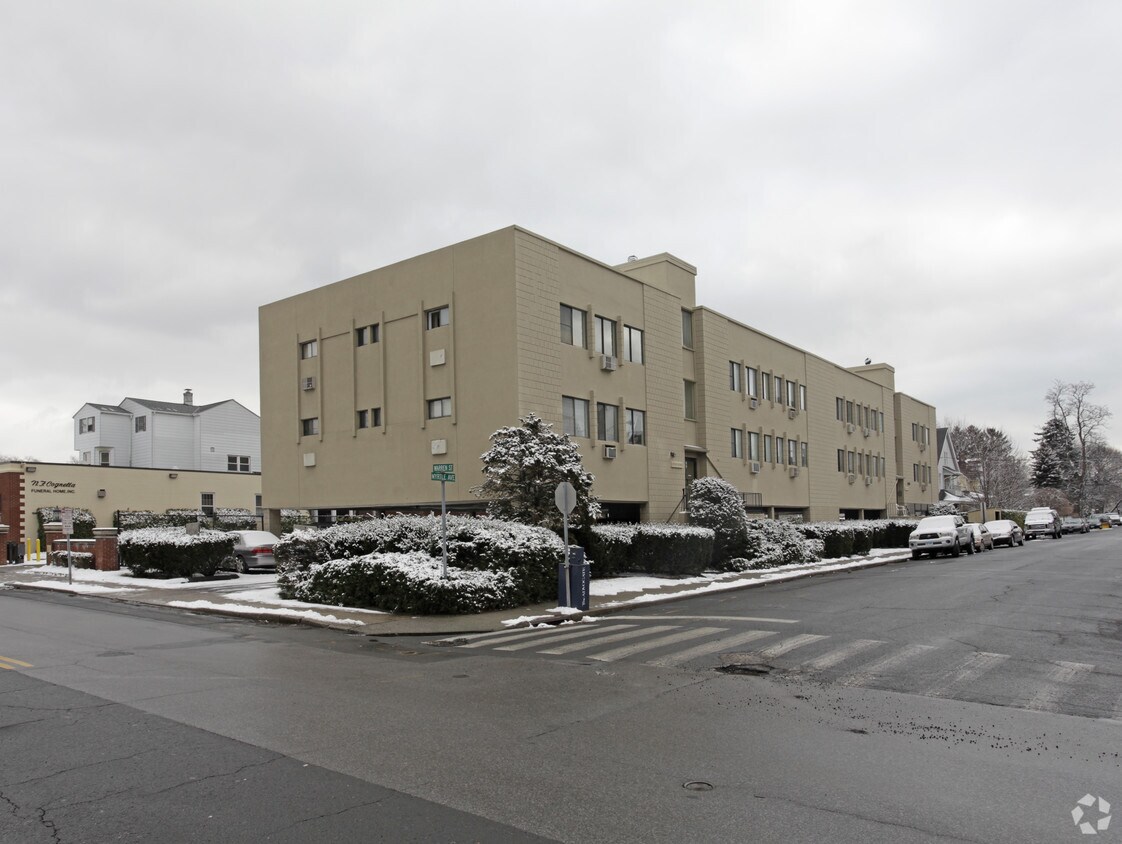 Cove Point Apartments in Stamford, CT