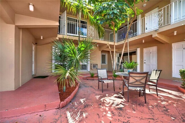 Foto del edificio - 2864 NE 32nd St