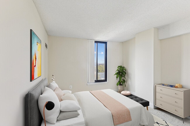 Building Photo - Ellicott House