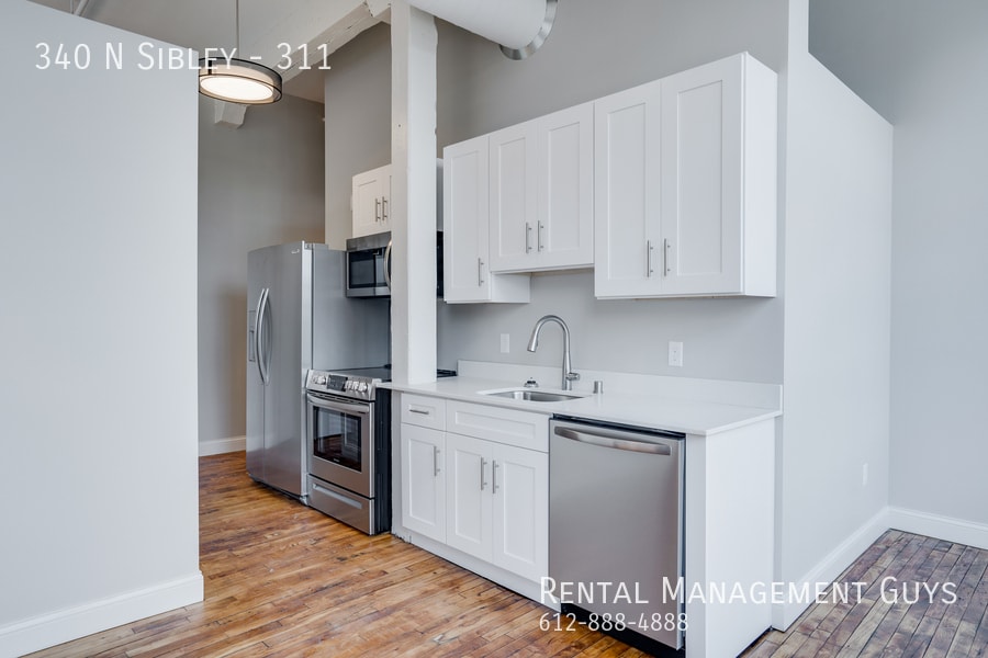 Primary Photo - 340 N Sibley St