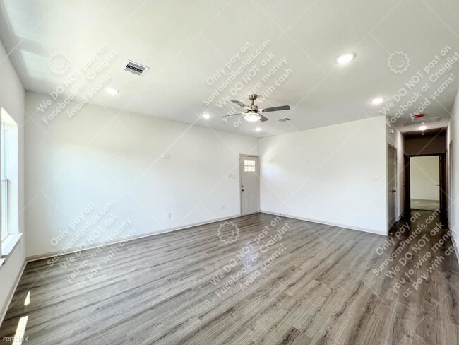 Building Photo - 3 br, 2 bath House - 4423 Brinkley St B B