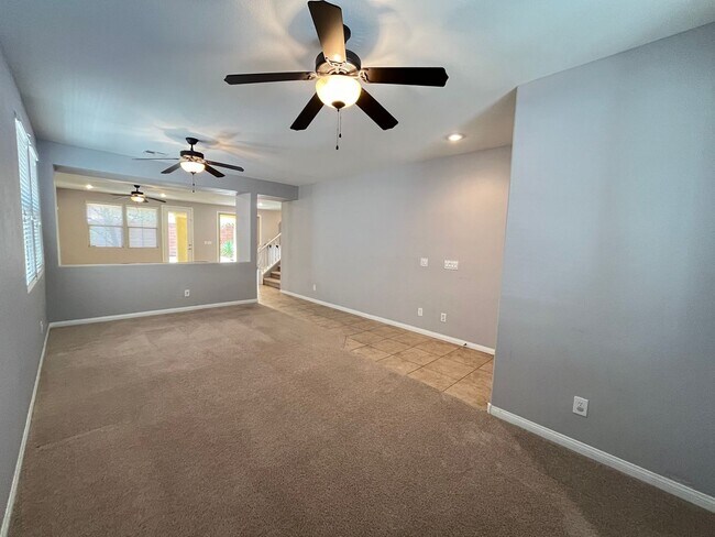 Foto del edificio - Stunning 4-Bed 3-Bath Summerlin South Home!