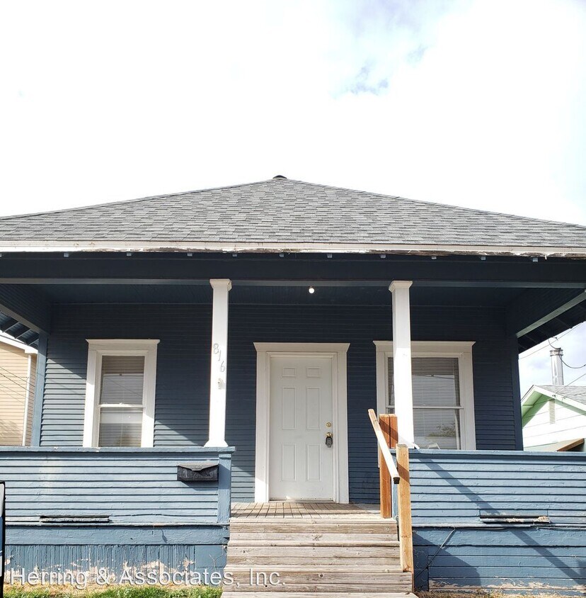 Primary Photo - 2 br, 1 bath House - 816 Walker