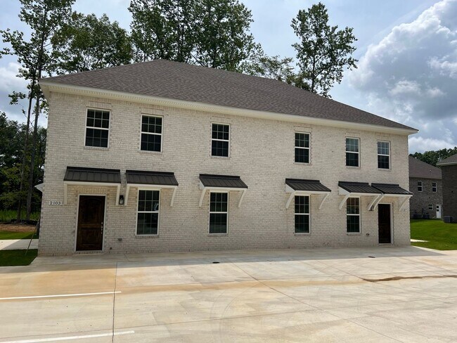 Building Photo - Available Fall 2026!