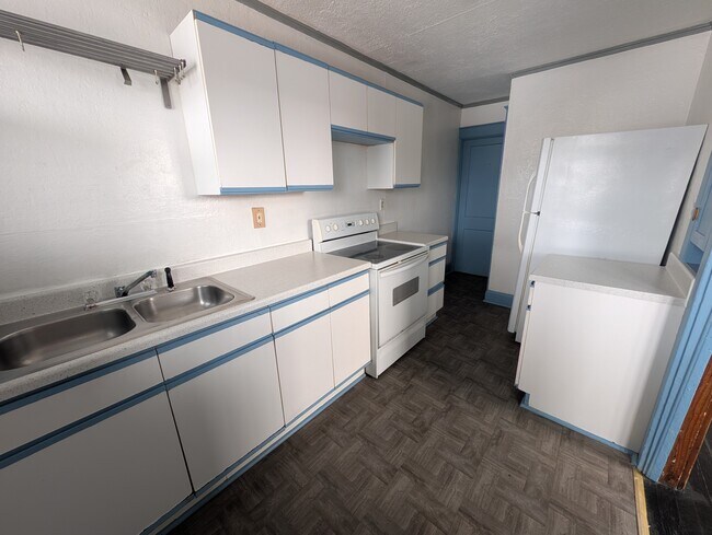 Cocina - 1051 S 25th St