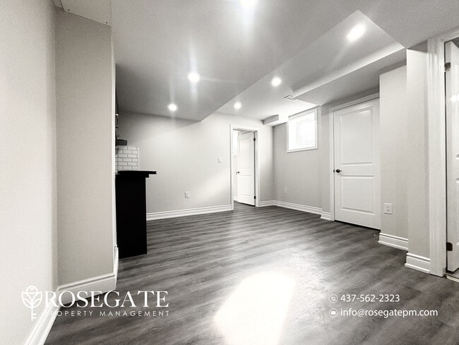 Building Photo - Pet-Friendly 1-Bedroom Basement Apartment with Parking – Milton