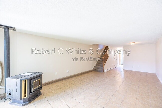 Foto del edificio - 45 Rising Trail Dr