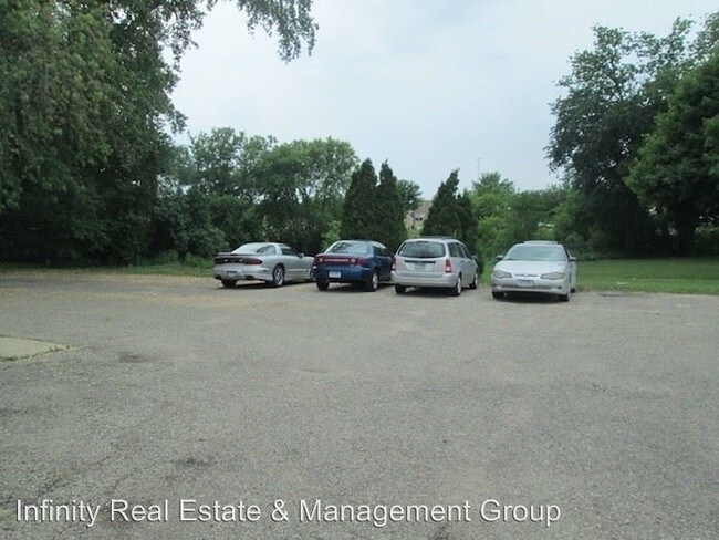 Foto del edificio - 453 13th Ave NW