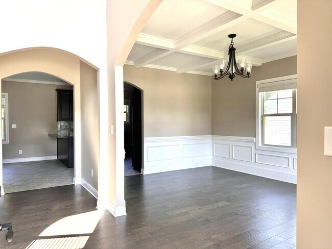 Building Photo - 3613 Camberly Dr