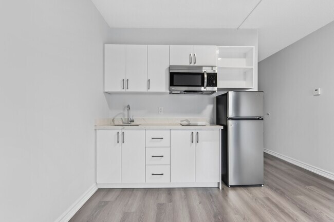 Photo du bâtiment - 2360 Princess St