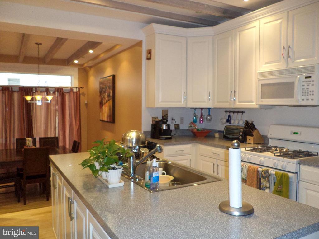 Foto principal - 1744 Webster St