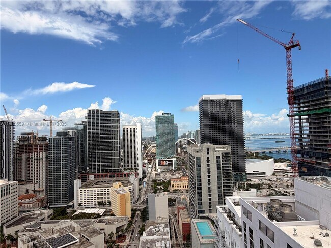 Foto del edificio - 133 NE 2nd Ave