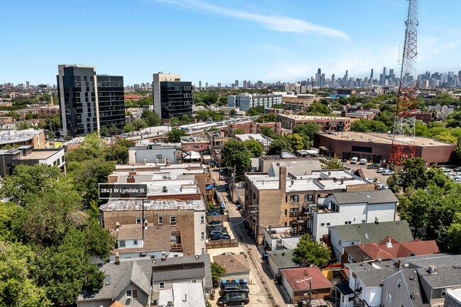 Foto del edificio - 2843 W Lyndale St