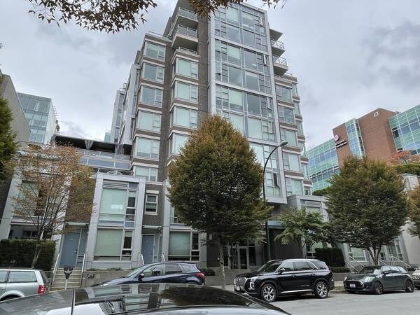 Photo principale - 538 7th Av W