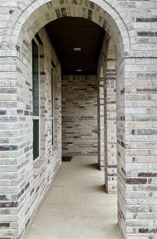 Building Photo - 801 Pemberton Dr