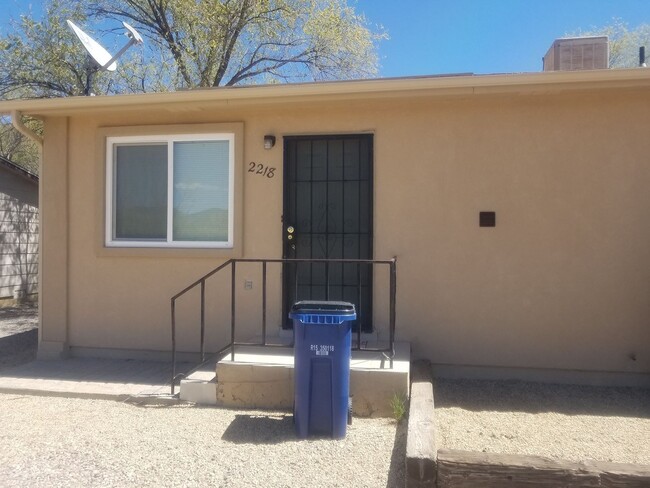 Foto del edificio - 2218 Little Walnut Rd