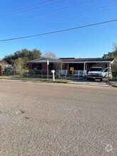 Building Photo - 732 Hidalgo St