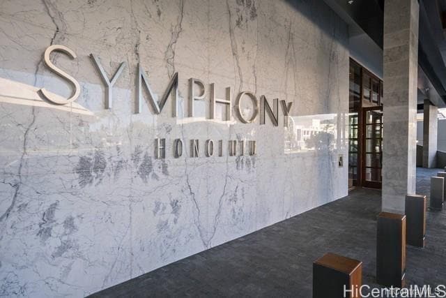 Foto del edificio - 888 Kapiolani Blvd