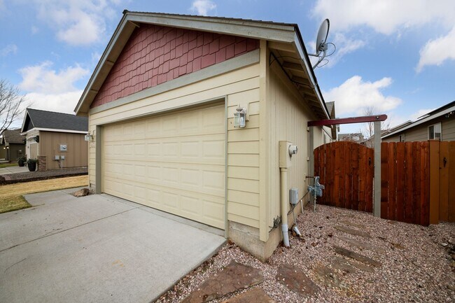 Foto del edificio - Charming home in Southwest Redmond