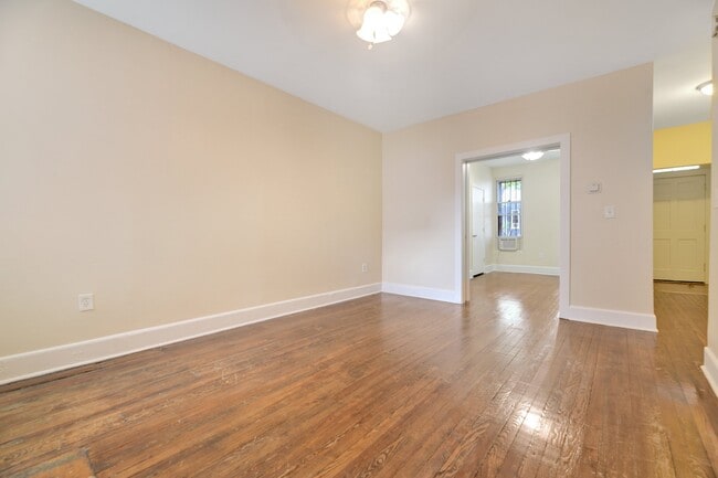 Photo - 618 Columbia Rd NW Townhome