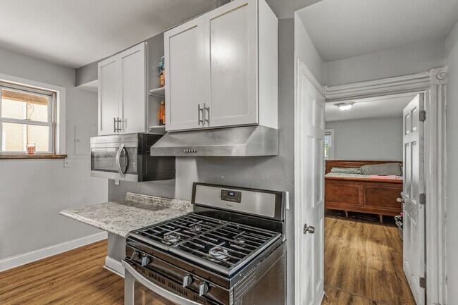 Foto del edificio - 921 20th Ave NE