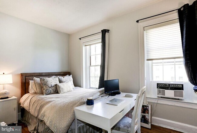 Foto del edificio - 2227 20th St NW