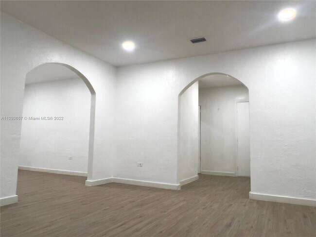 Building Photo - 1421 NW 58th St