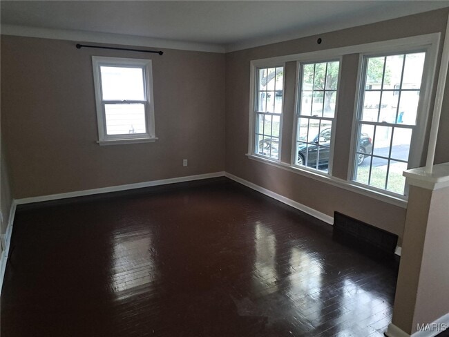 Building Photo - 6933 Berkridge Ct