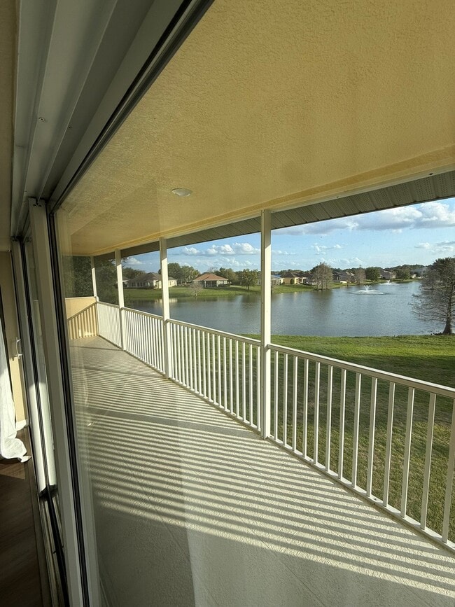 Building Photo - 5492 Compass Pte