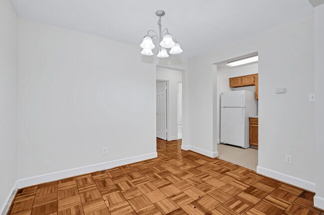 Foto del edificio - River East-Oxon Run