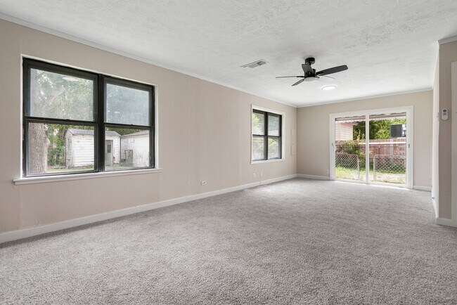 Foto del edificio - 1225 3rd Ave N