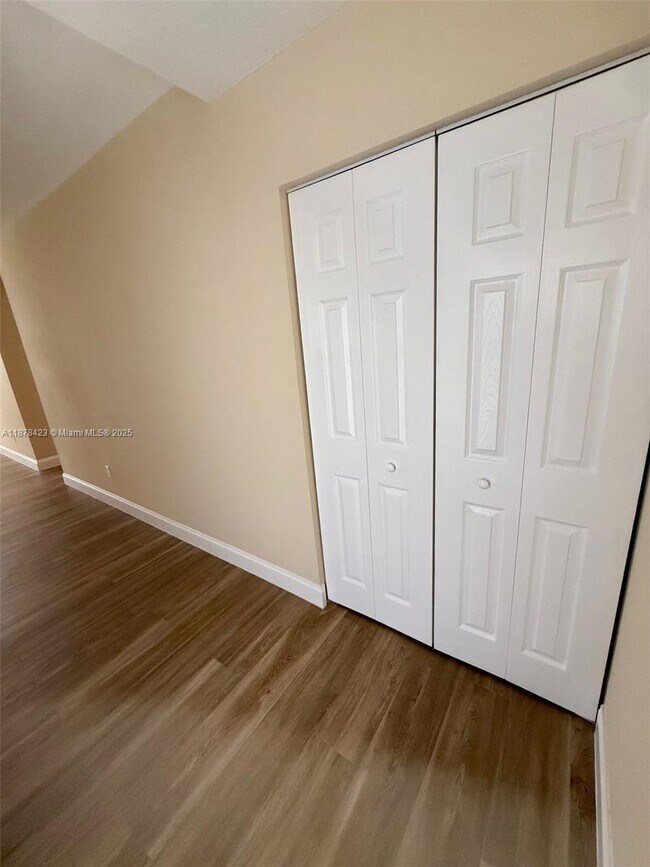 Foto del edificio - 11561 SW 51st St