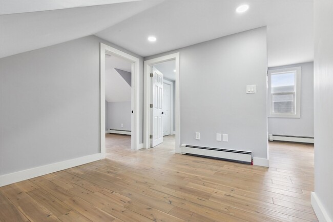 Foto del edificio - 91 Blue Hill Ave
