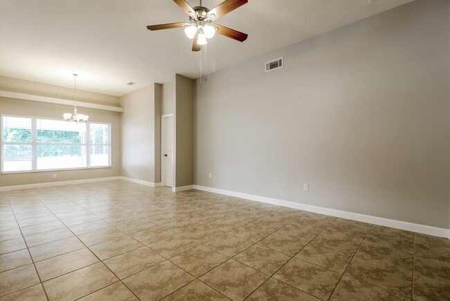 Building Photo - 1243 Big Sky Dr