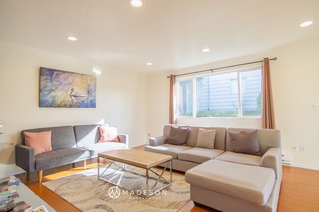 Foto del edificio - 1822 10th Ave W