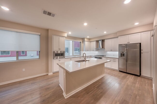 Photo - 195 Bowery House