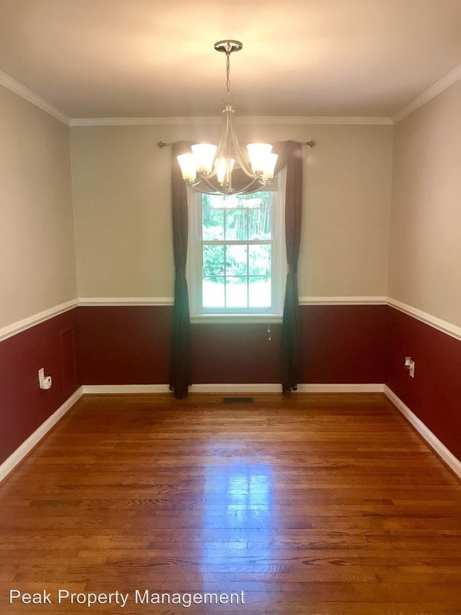 Building Photo - 4 br, 1 bath House - 4421 Stonewall Avenue