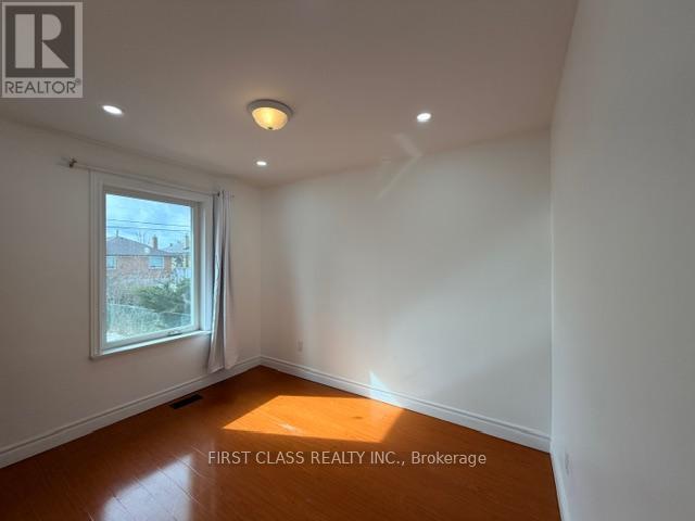 Building Photo - 39 Lewiston Rd