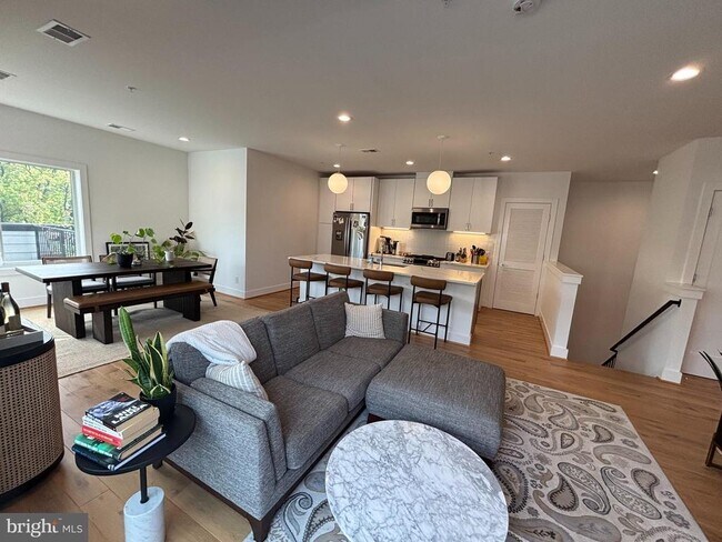 Foto del edificio - 2234 11th St NW