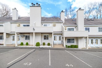 Building Photo - 2 A Jeanette Rd