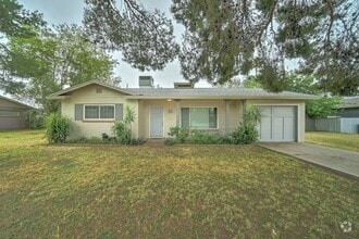 Building Photo - 3033 E Campbell Ave