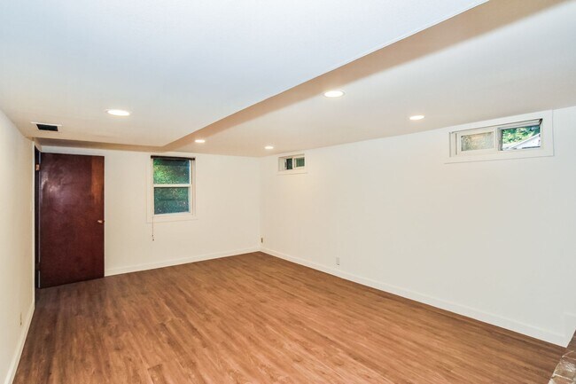 Foto del edificio - 1434 S 116th St