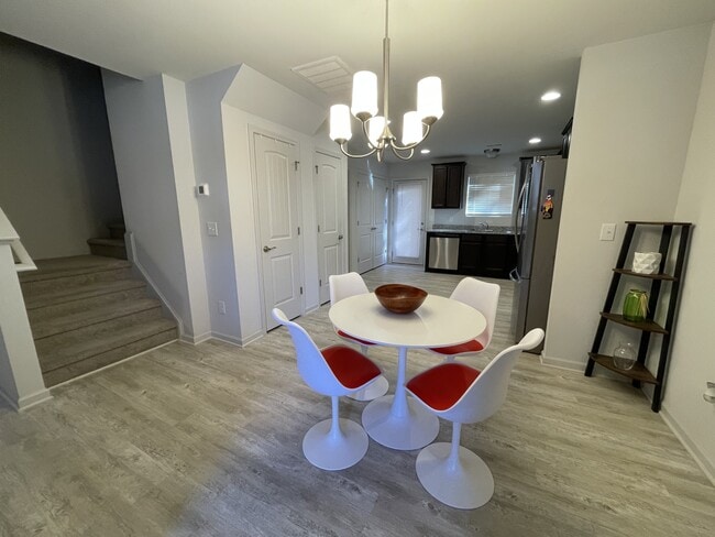 Foto del edificio - 201 Socket St