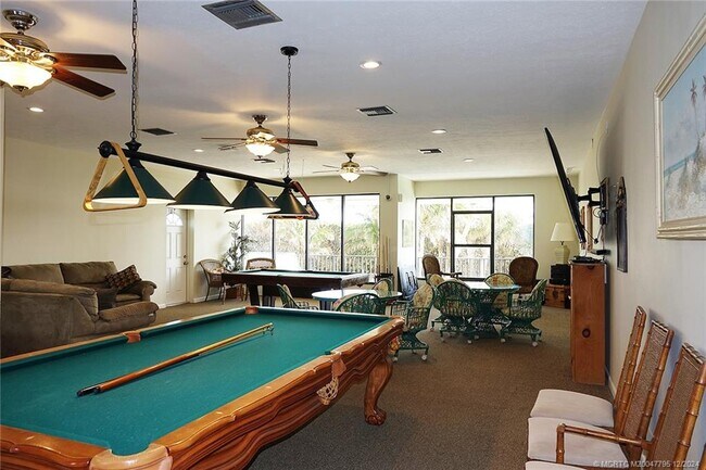 Foto del edificio - 9940 S Ocean Dr